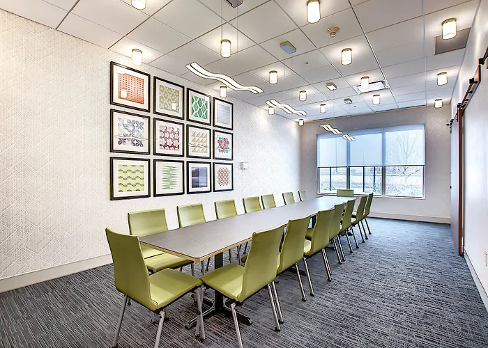 Holiday Inn Express & Suites - Calgary Airport Trail Ne By Ihg